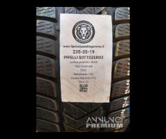 2 GOMME 235 35 19 PIRELLI A8044