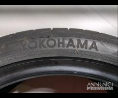 2 GOMME 225 40 18 YOKOHAMA A8127