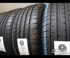 4 GOMME 235 50 18 GOODYEAR A8220