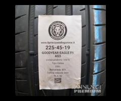 4 GOMME 225 45 19 GOODYEAR A10676 - 2