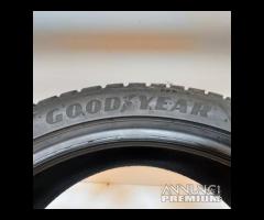 2 GOMME 225 40 18 GOODYEAR A10898