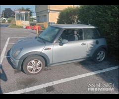 Mini One 2003 1.4 TD Demolita - Per Ricambi