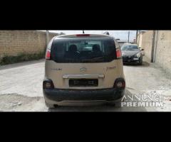 Ricambi Citroen Picasso 1.6 D del 2010 motore 9HX