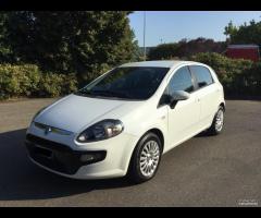 Fiat Punto 1.3 Mjt . Neopatentati - 2011