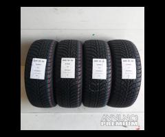 4 GOMME 205 55 16 KUMHO A976