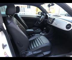 Volkswagen New Beetle 2.0 CAMBIO DSG - 11