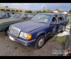 Mercedes W124 200TE Sw Demolita - Per Ricambi - 1