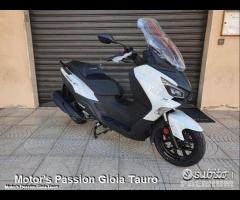 SYM Joymax Z+ 300 ABS TCS E5 Bianco Motor's Passio