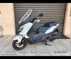 SYM Joymax Z+ 300 ABS TCS E5 Bianco Motor's Passio