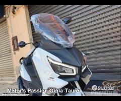 SYM Joymax Z+ 300 ABS TCS E5 Bianco Motor's Passio - 10