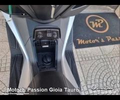 SYM CruiSym 300 ABS TCS E5 Grigio Motor's Passion - 13