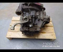 CAMBIO MANUALE 5M  PED PNZ VOLKSWAGEN POLO  1.2 TS - 13