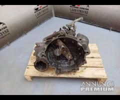 CAMBIO MANUALE 5M  PED PNZ VOLKSWAGEN POLO  1.2 TS - 18