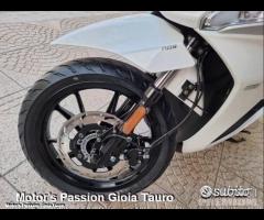 SYM Symphony 125 ST ABS E5 Bianco Motor's Passion - 9