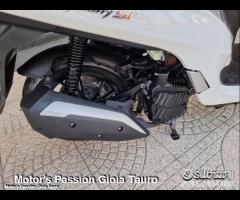 SYM Symphony 125 ST ABS E5 Bianco Motor's Passion - 11