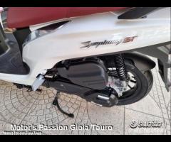 SYM Symphony 125 ST ABS E5 Bianco Motor's Passion - 16