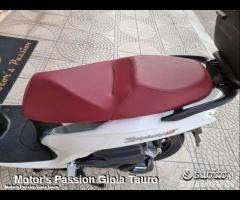 SYM Symphony 125 ST ABS E5 Bianco Motor's Passion - 17