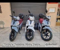 SYM Symphony 125 ST ABS E5 Bianco Motor's Passion - 19