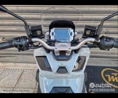 SYM ADX 125 ABS TCS E5 Grigio - 2023 - Motor's Pas - 11