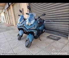 SYM ADX 125 ABS TCS E5 Grigio - 2023 - Motor's Pas - 24