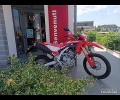 CRF300L PIÙ LEGGERA. PIÙ POTENTE  A  92  MESE