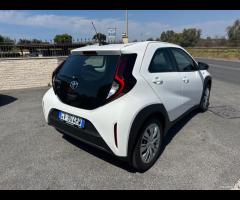 SOLO NOLEGGIO RENT Toyota Aygo X 1.0 AUTOMATICA - 12