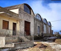 Capannone industriale artigianale a Siracusa