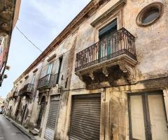 Palazzo storico a Palazzolo Acreide