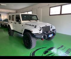 Jeep Wrangler Unlimited 2.8 CRD DPF Sahara Auto