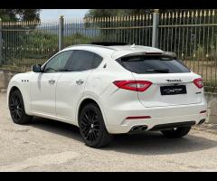 Maserati Levante Granlusso- Tetto Panoram-full Opt - 3