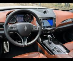 Maserati Levante Granlusso- Tetto Panoram-full Opt - 12