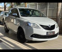 Lancia Ypsilon 1.2 69 CV 5 porte GPL Ecochic Gold - 3