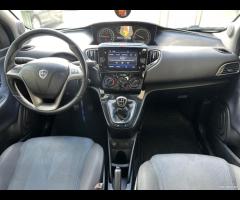 Lancia Ypsilon 1.2 69 CV 5 porte GPL Ecochic Gold - 11