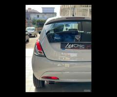 Lancia Ypsilon 1.2 69 CV 5 porte GPL Ecochic Gold - 12