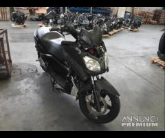 Yamaha Xmax - X Max Demolito - Per Ricambi