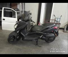 Yamaha Xmax - X Max Demolito - Per Ricambi