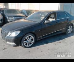 Mercedes Classe E W212 350CDI 4 MATIC Per Ricambi