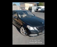 Mercedes Classe E W212 350CDI 4 MATIC Per Ricambi - 9