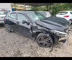 Bmw 118d M Sport 150cv anno 2021 incidentata - 9