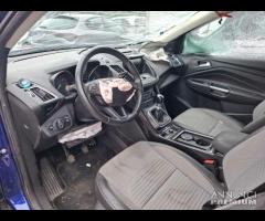 Ford Kuga 1.5 tdi 120cv anno 2017 incidentata - 8