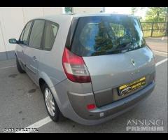 Renault Scenic 1.9 7 posti