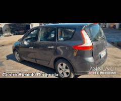 ricambi renault scenic III 2010 1.5DCI