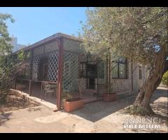 Villa zona Poseidon + terreno 1300mq rif.196/24