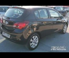 Opel corsa anno 2017 ricambi