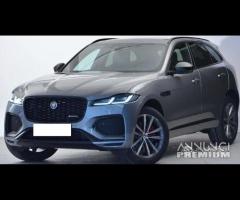 Jaguar f-pace anno 2020 per ricambi