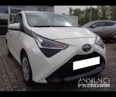 Toyota aygo ricambi anno 2019