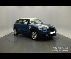 Mini countryman anno 2018 per ricambi - 1