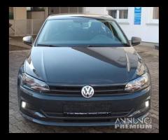 Volkswagen polo anno 2018 per ricambi #0382 - 1