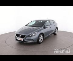 Ricambi volvo v40 anno 2018 #0096