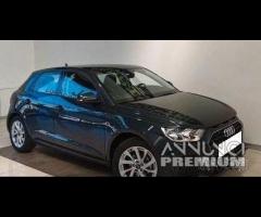 Audi a1 per ricambi anno 2019 #0353 - 1